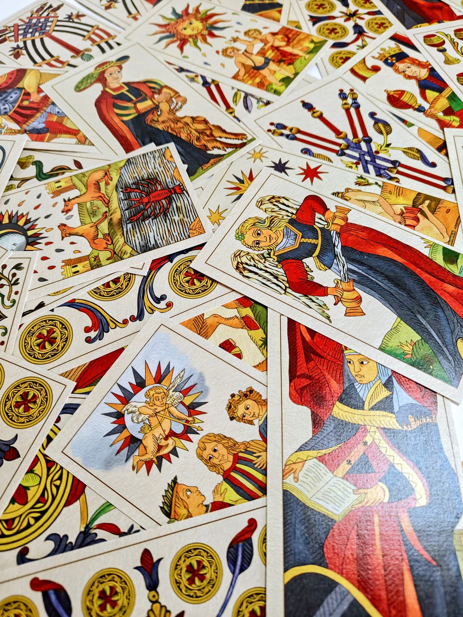 Swiss Marseille Tarot de Burgensis Naipes Artesanos